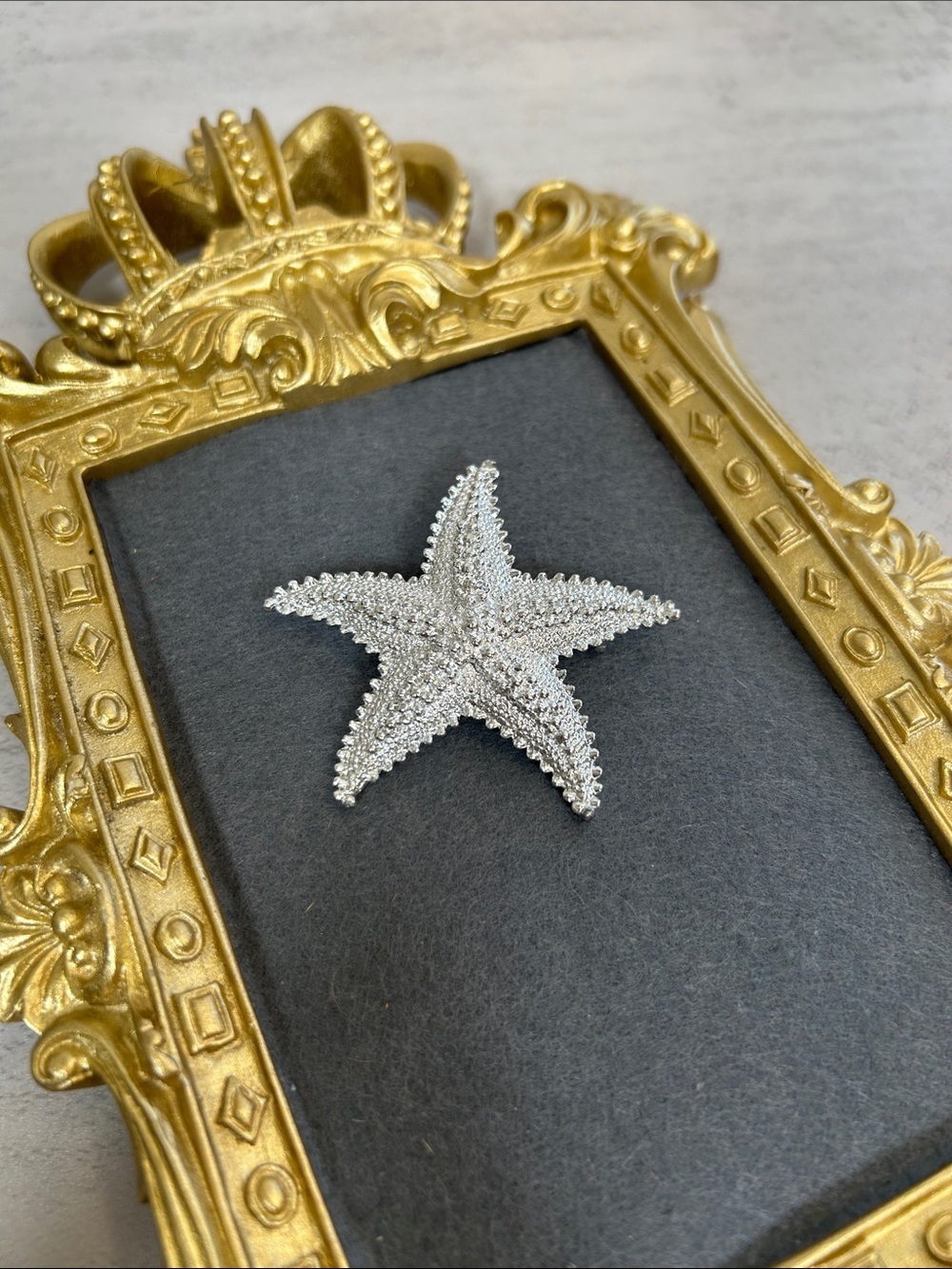 Silver Starfish Brooch Pin - Sparkling Sea-Inspired Accent